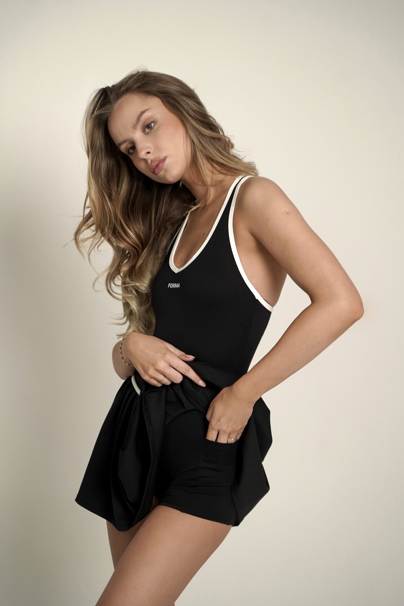 Scoop Neck Dress- Black